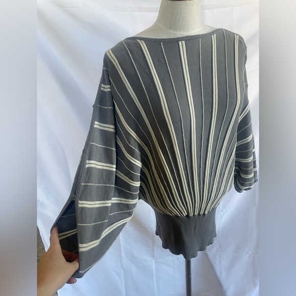 Gray and White Striped Sweater size 14/16W Lane Bryant - Picture 3 of 7